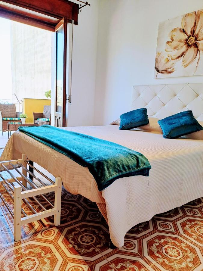 Tao Charming Apartment Taormina Esterno foto