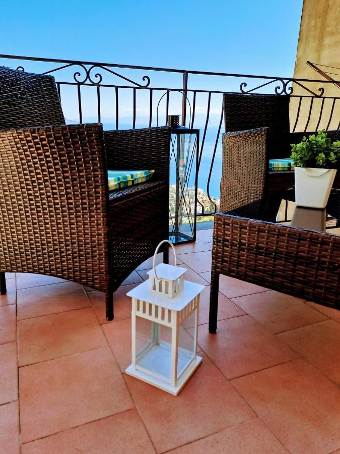 Tao Charming Apartment Taormina Esterno foto