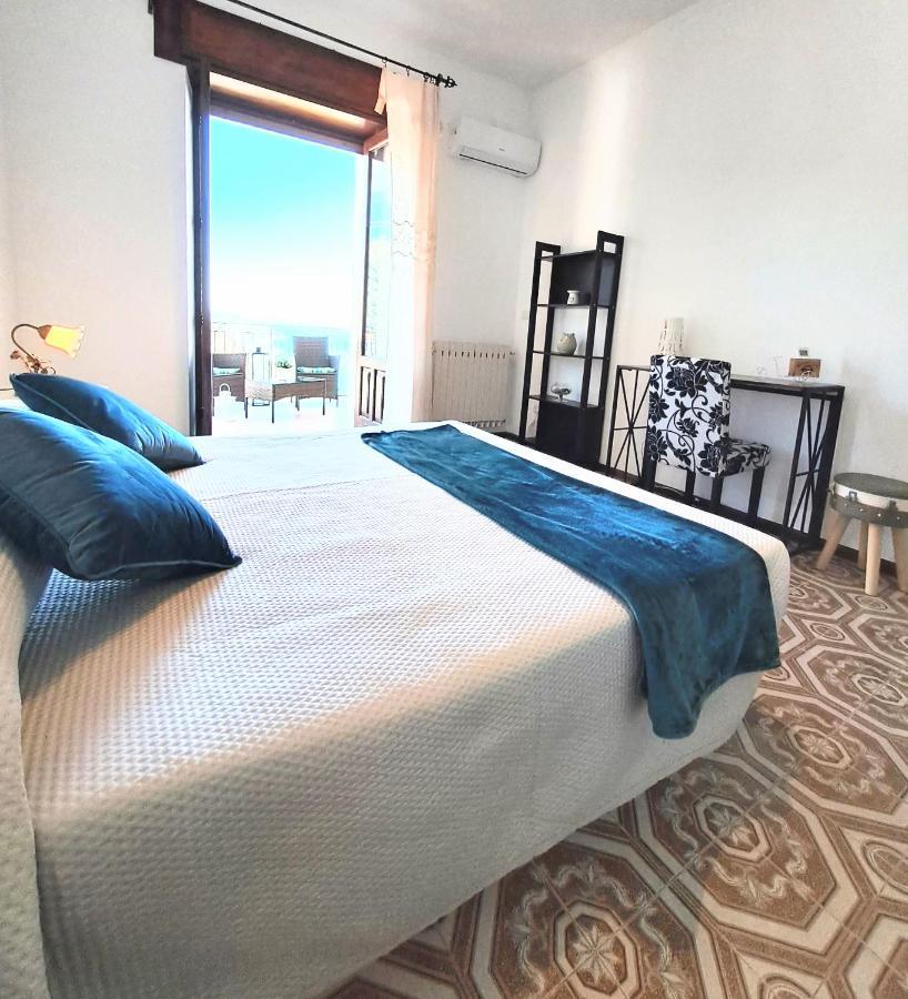 Tao Charming Apartment Taormina Esterno foto