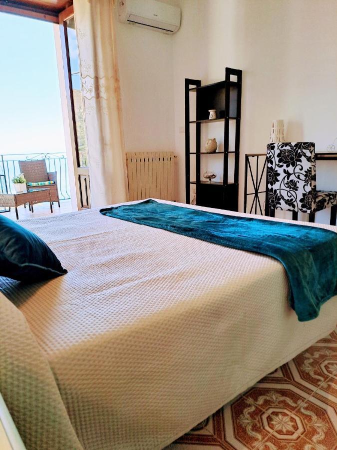 Tao Charming Apartment Taormina Esterno foto