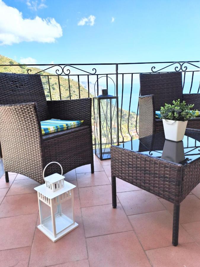 Tao Charming Apartment Taormina Esterno foto