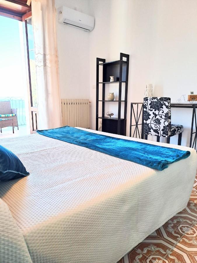 Tao Charming Apartment Taormina Esterno foto