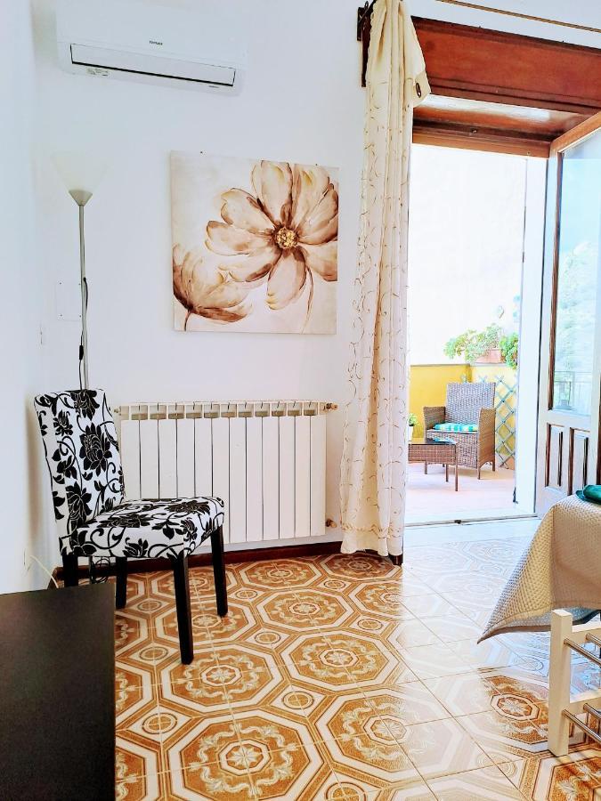 Tao Charming Apartment Taormina Esterno foto