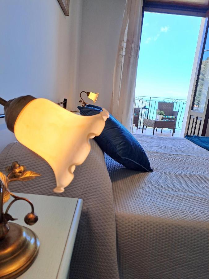 Tao Charming Apartment Taormina Esterno foto