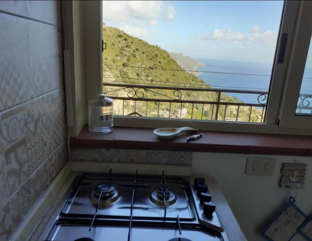 Tao Charming Apartment Taormina Camera foto